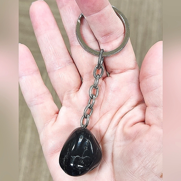 Anthropologie/Terrain Black Obsidian  Keychain - Picture 1 of 5